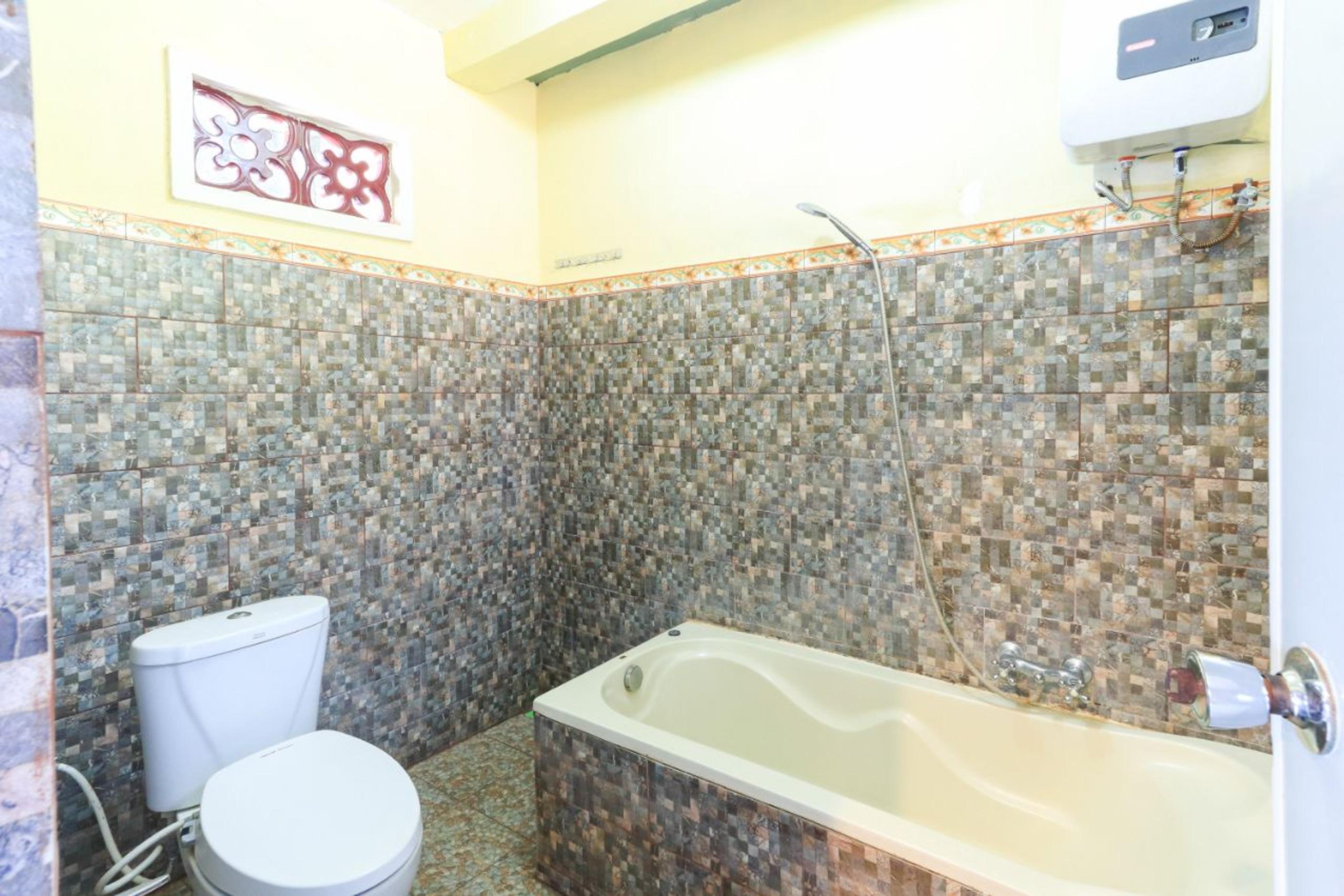 Hotel Tara Bar & Resto Air Sanih Kubutambahan  Dış mekan fotoğraf