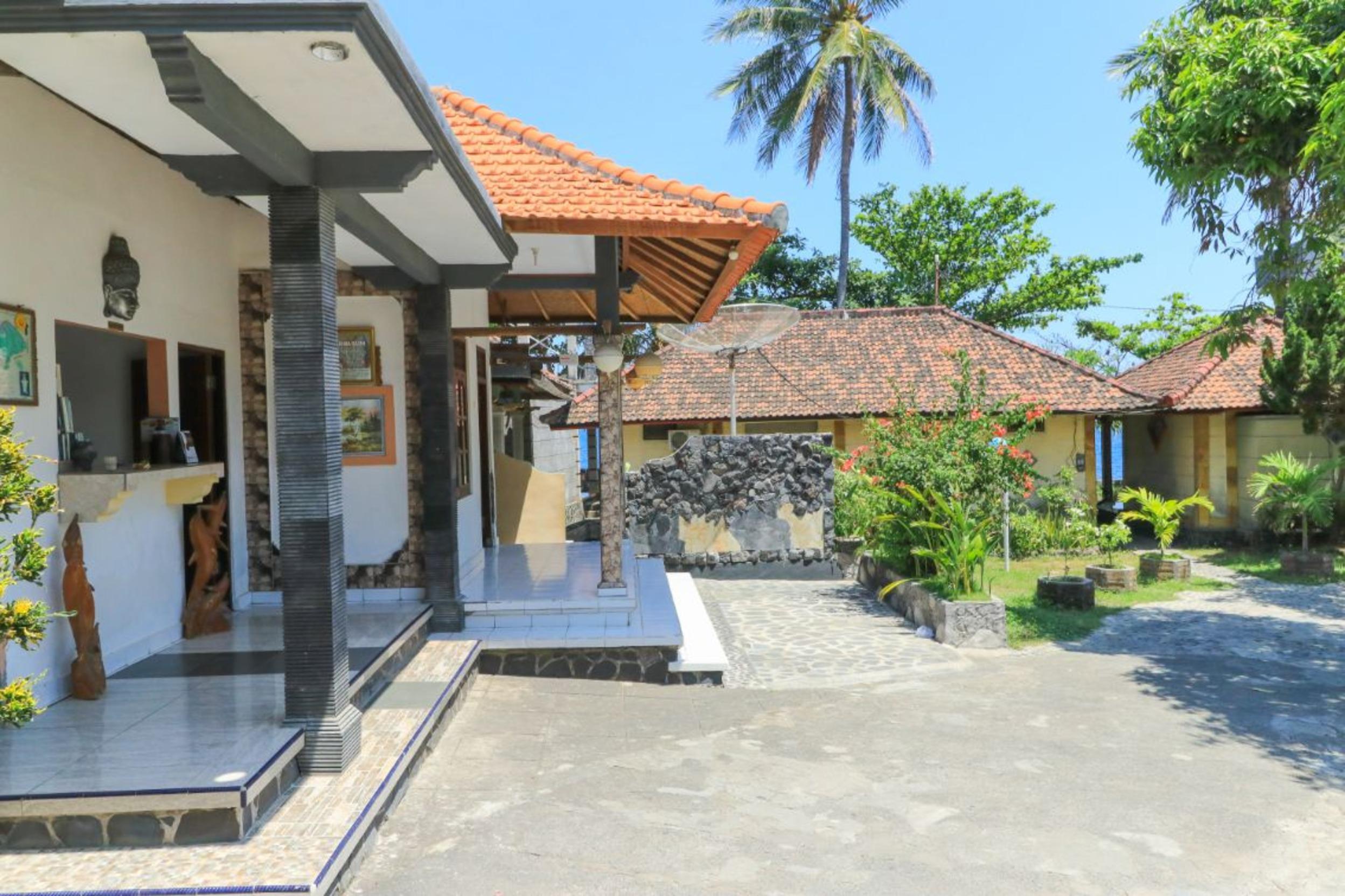 Hotel Tara Bar & Resto Air Sanih Kubutambahan  Dış mekan fotoğraf