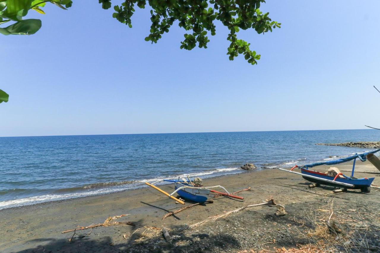 Hotel Tara Bar & Resto Air Sanih Kubutambahan  Dış mekan fotoğraf